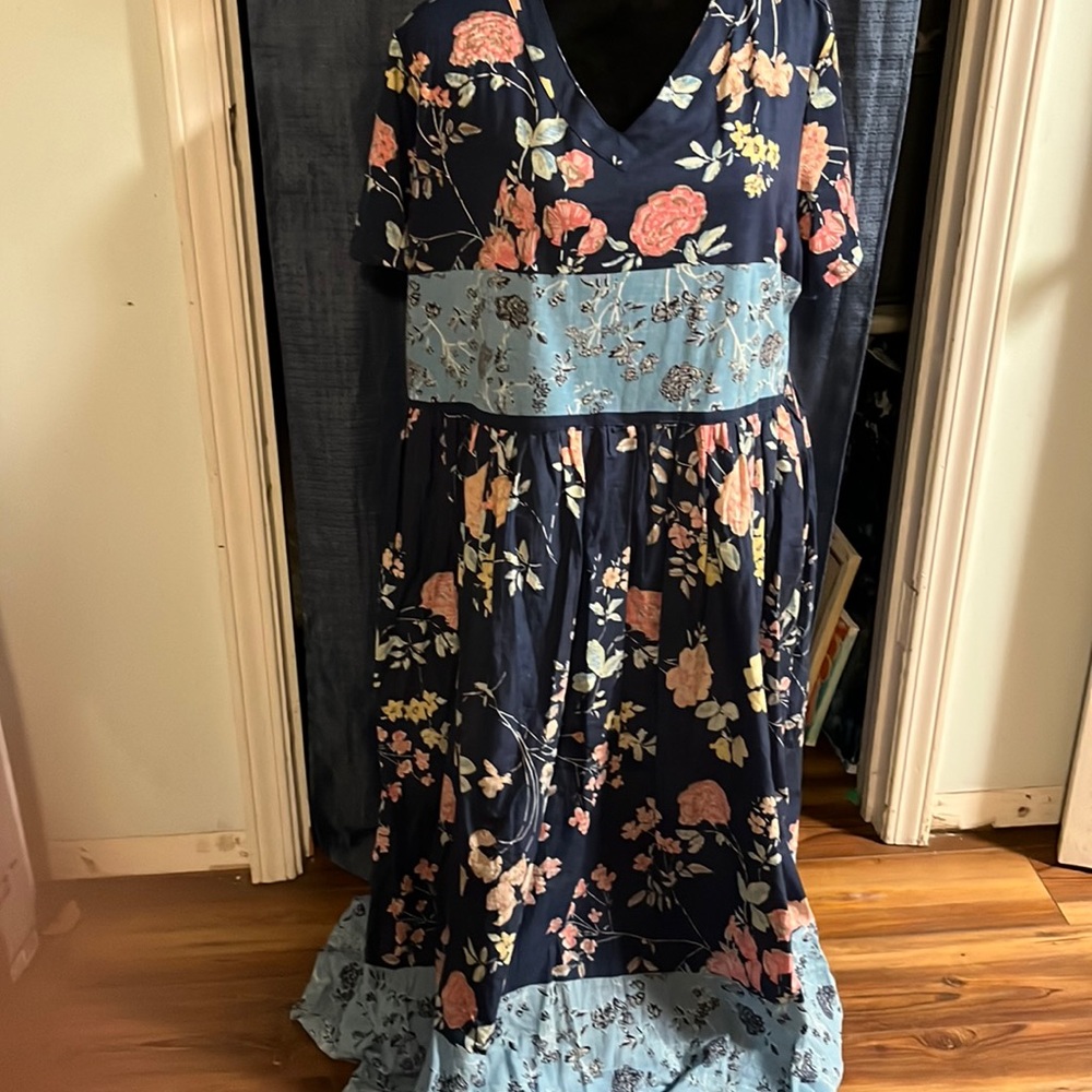 Sale. 1x Dress. Maxi